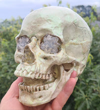 Load image into Gallery viewer, CLEAR QUARTZ COLOUR CHANGING SKULL LAMP -made by me