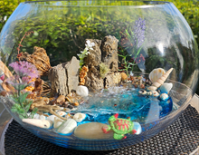 Load image into Gallery viewer, UNIQUE BEACHY SCENE FISHBOWL CANDLE HOLDER-HANDMADE BY ME