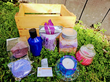 Load image into Gallery viewer, LUXURY GIFT SET WITH ALL HANDMADE GOODIES