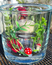 Load image into Gallery viewer, HANDMADE FLORAL CANDLE HOLDER