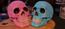Load image into Gallery viewer, GLITTER SKULLS