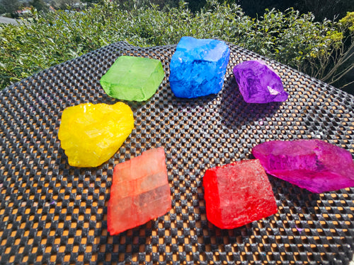 CHAKRA COLOURED CRYSTAL SETS-clear quartz