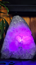 Load image into Gallery viewer, GREEN AMETHYST CRYSTAL LAMP