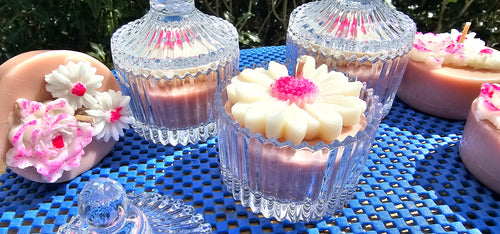 WILDBERRY MOUSSE MINI DAISY CANDLES with refil