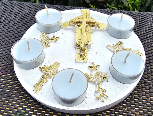GOLD LEAF CROSS CANDLE HOLDER