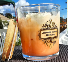 Load image into Gallery viewer, VANILLA CANDLE WITH GORGEOUS PEONE
