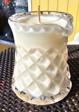 Load image into Gallery viewer, RIBERRY RIVERMINT CRYSTAL JUG CANDLE