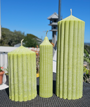 Load image into Gallery viewer, BEAUTIFUL SET OF MONTEGO BAY RIBBED CANDLES
