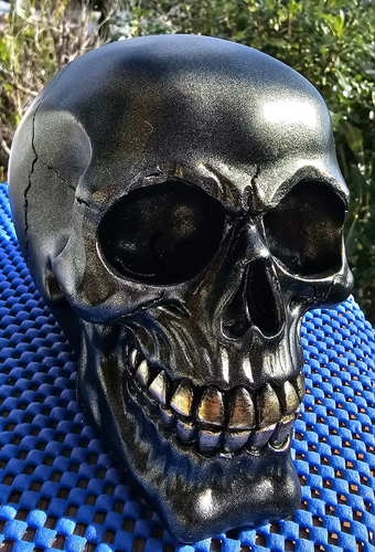 Sale🔥BLACK/BRONZE SKULL FIGURINE