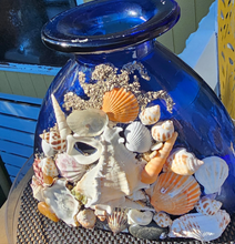 Load image into Gallery viewer, BLUE GLASS VASE WITH SHELLS