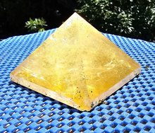 Load image into Gallery viewer, CLEAR QUARTZ &amp; GOLD LEAF CRYSTAL PYRAMID