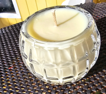 Load image into Gallery viewer, LUCIOUS LIME CANDLE