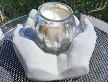 Load image into Gallery viewer, CONCRETE CUPPED HANDS &amp; CANDLE in/outdoor
