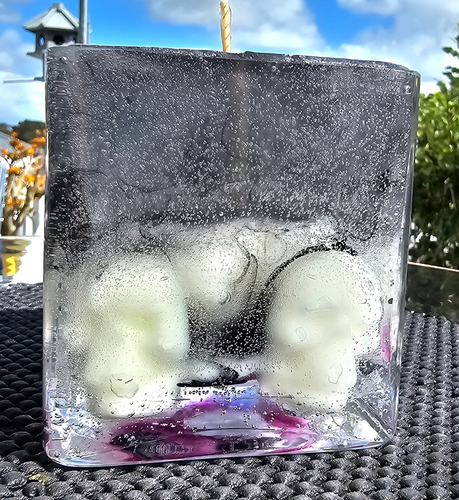 SPOOKY SKULL GEL CANDLE
