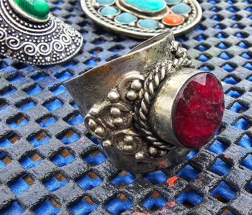 RED CRYSTAL RING