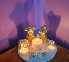 Load image into Gallery viewer, GOLD TORSO/SUCCULANT CANDLE HOLDER