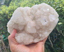 Load image into Gallery viewer, DRUZY CLEAR QUARTZ