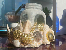 Load image into Gallery viewer, SHELL CANDLE HOLDER-made by me