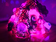 Load image into Gallery viewer, HANDMADE HALLOWEEN LAMP