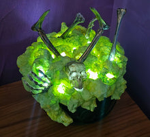 Load image into Gallery viewer, HANDMADE HALLOWEEN LIGHT