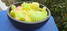 Load image into Gallery viewer, LAVENDER SUCCULENTS HANDMADE CANDLE