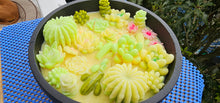 Load image into Gallery viewer, LAVENDER SUCCULENTS HANDMADE CANDLE