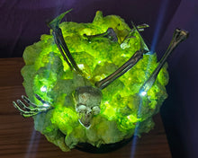 Load image into Gallery viewer, HANDMADE HALLOWEEN LIGHT