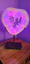Load image into Gallery viewer, QUARTZ ARIA LAMP ON DISPLAY STAND