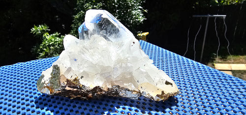 CLEAR QUARTZ CLUSTER WITH GOLD LEAF