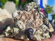 Load image into Gallery viewer, HANDMADE HALLOWEEN LAMP