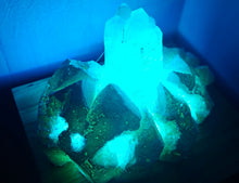Load image into Gallery viewer, STUNNING QUARTZ CRYSTAL ON HANDMADE LIGHT STAND