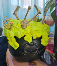 Load image into Gallery viewer, HANDMADE HALLOWEEN LIGHT