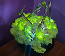 Load image into Gallery viewer, HANDMADE HALLOWEEN LIGHT