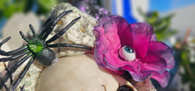 Load image into Gallery viewer, HANDMADE HALLOWEEN LAMP
