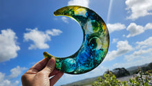 Load image into Gallery viewer, GREEN/BLUE CRESCENT MOON T LIGHT HOLDER MADE BY ME