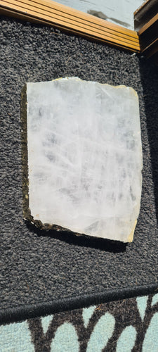 CLEAR QUARTZ CRYSTAL SLAB
