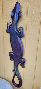 HAND PAINTED WOODEN GHECKO DOT ART