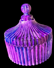 Load image into Gallery viewer, BEAUTIFUL 4 WICK SOY CANDLE