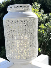 Load image into Gallery viewer, Sale🔥WHITE ROSE LED LANTERN