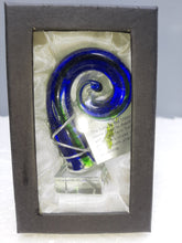 Load image into Gallery viewer, MINI BLUE GREEN PUNGA GLASS FIGURINE