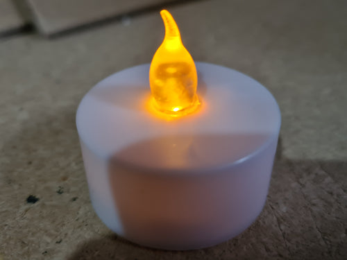 BATTERY OPERATED T LIGHT CANDLES