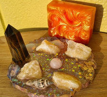 Load image into Gallery viewer, HAND MADE BY ME CRYSTAL SOAP DISHES