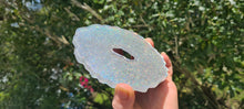 Load image into Gallery viewer, SHIMMERING LASER GEODE COASTER SET