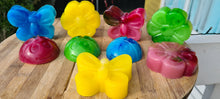 Load image into Gallery viewer, KIDDIES SOAPS( Handpoured)