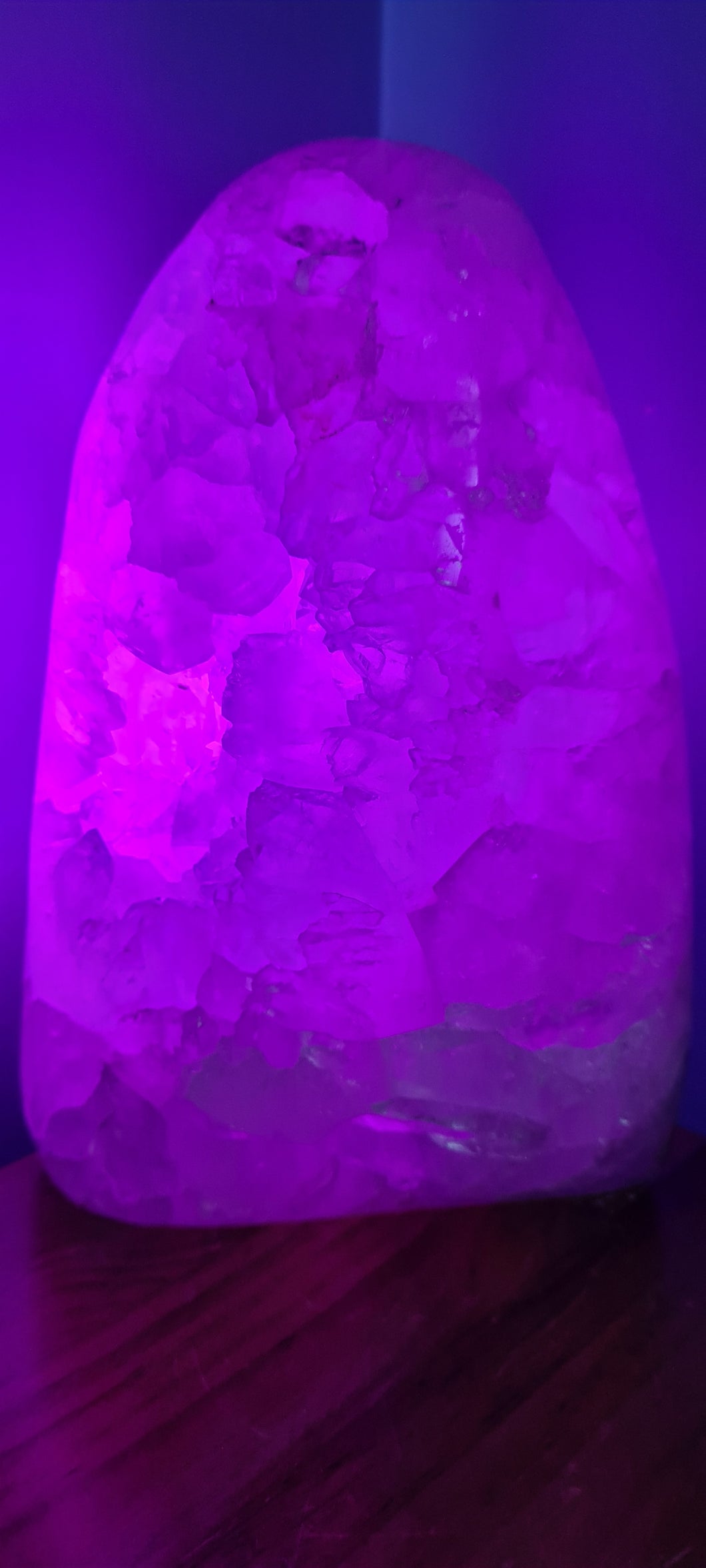 POLISHED AMETHYST LAMP -2 options( colour changing or white)