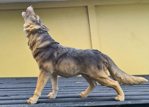HOWLING WOLF FIGURINE-large