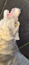 Load image into Gallery viewer, HOWLING WOLF FIGURINE-large
