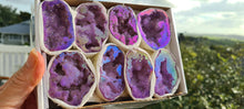 Load image into Gallery viewer, AURA QUARTZ GEODES