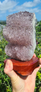 SHIMMERING AMETHYST CRYSTAL LAMP