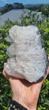 Load image into Gallery viewer, GREEN AMETHYST CUT BASE